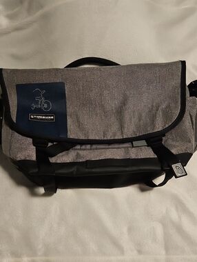 Timbuk2 Gray Messenger Bag with Navy Patch